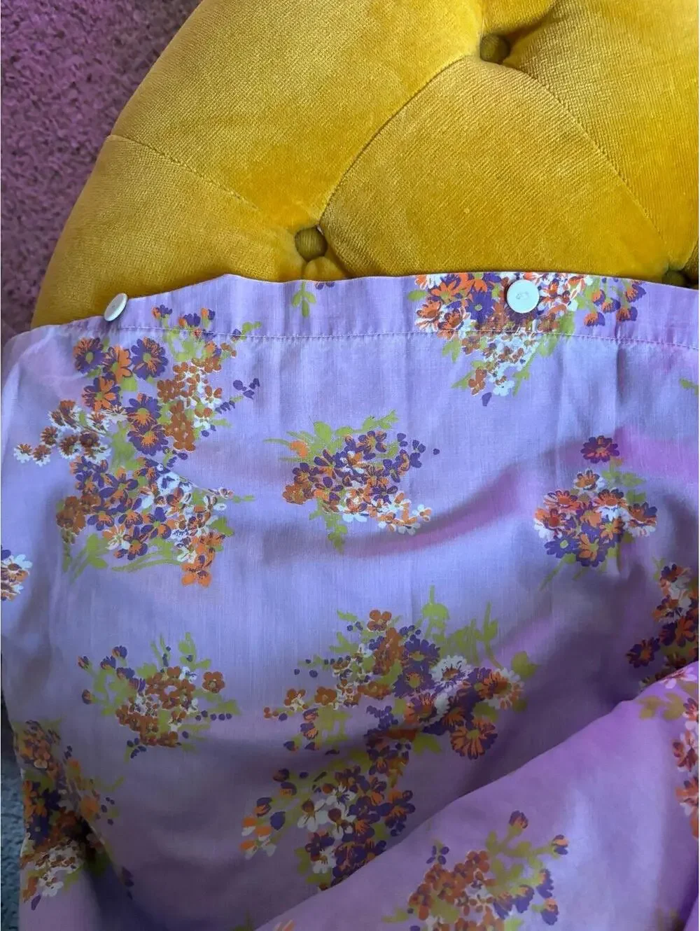 Vintage floral duvet